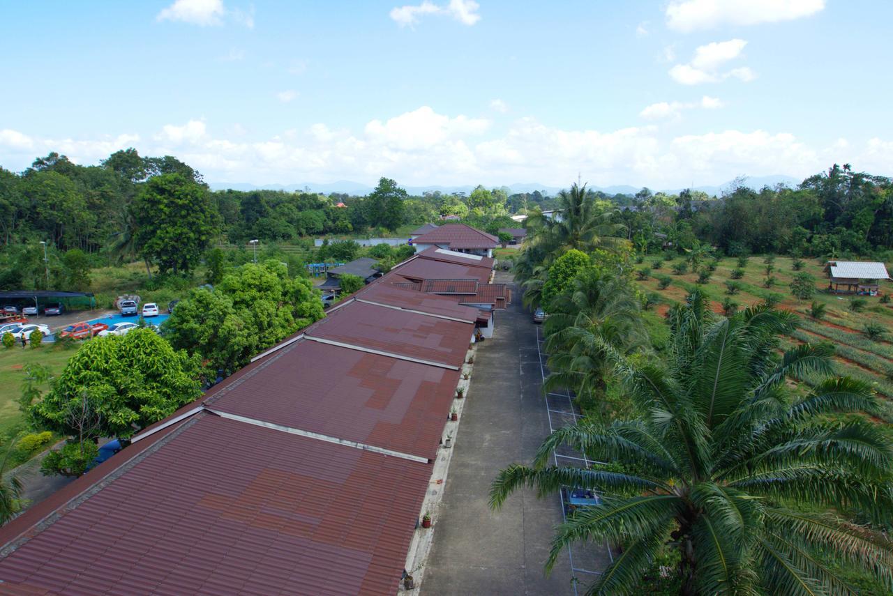 Na Tubthieng Boutique Resort Trang Exterior photo